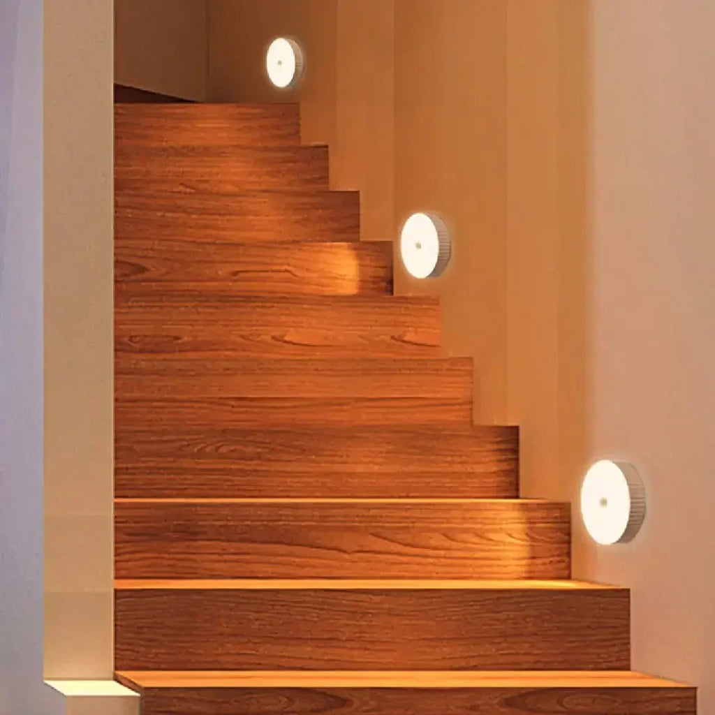 Luminária LED com Sensor de Movimento