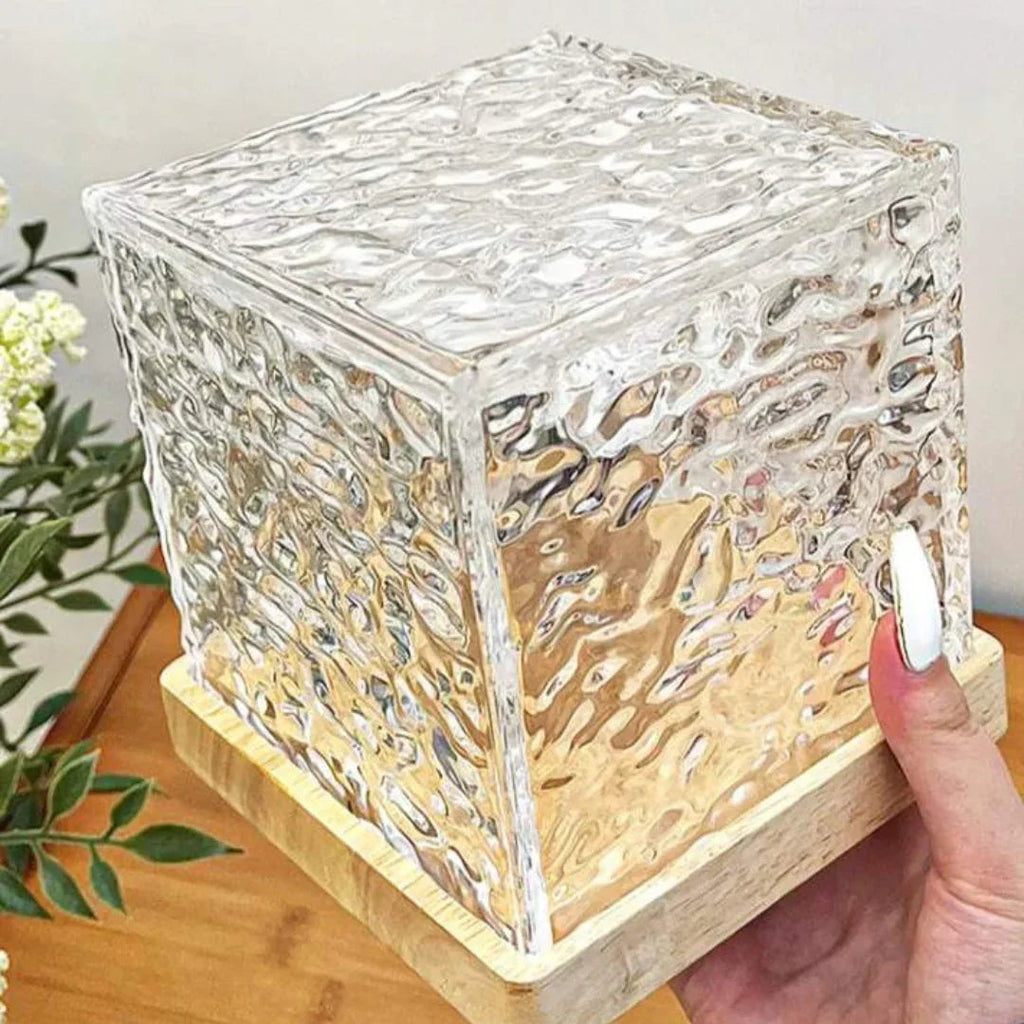 Luminária de Mesa com Efeito de Ondas e Luz
