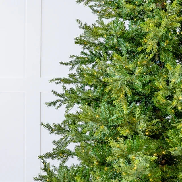 Árvore de Natal Pinheiro 1,80m de Altura - 900 Galhos - Micro LED